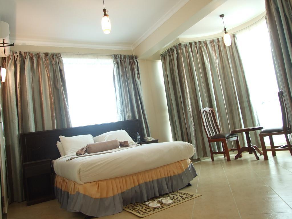 Grace Land Hotel Arusha Zimmer foto